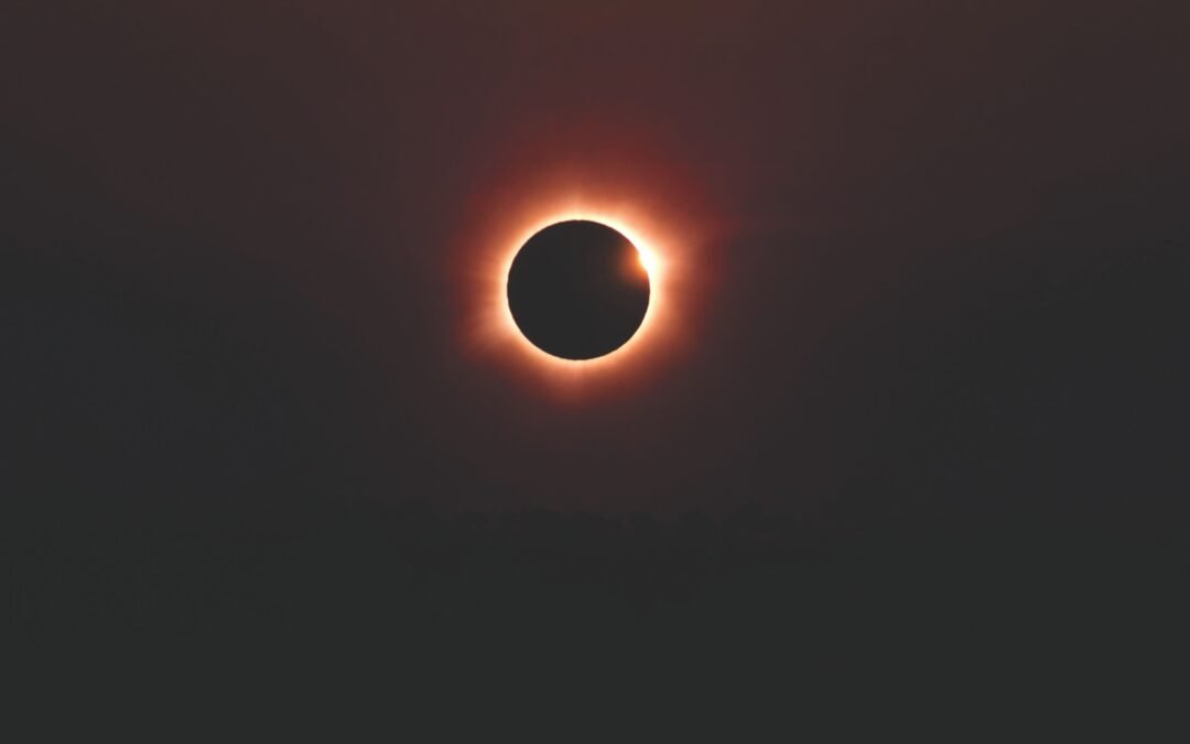 Películas con eclipse y giro argumental: cielo oscurecido durante un eclipse solar